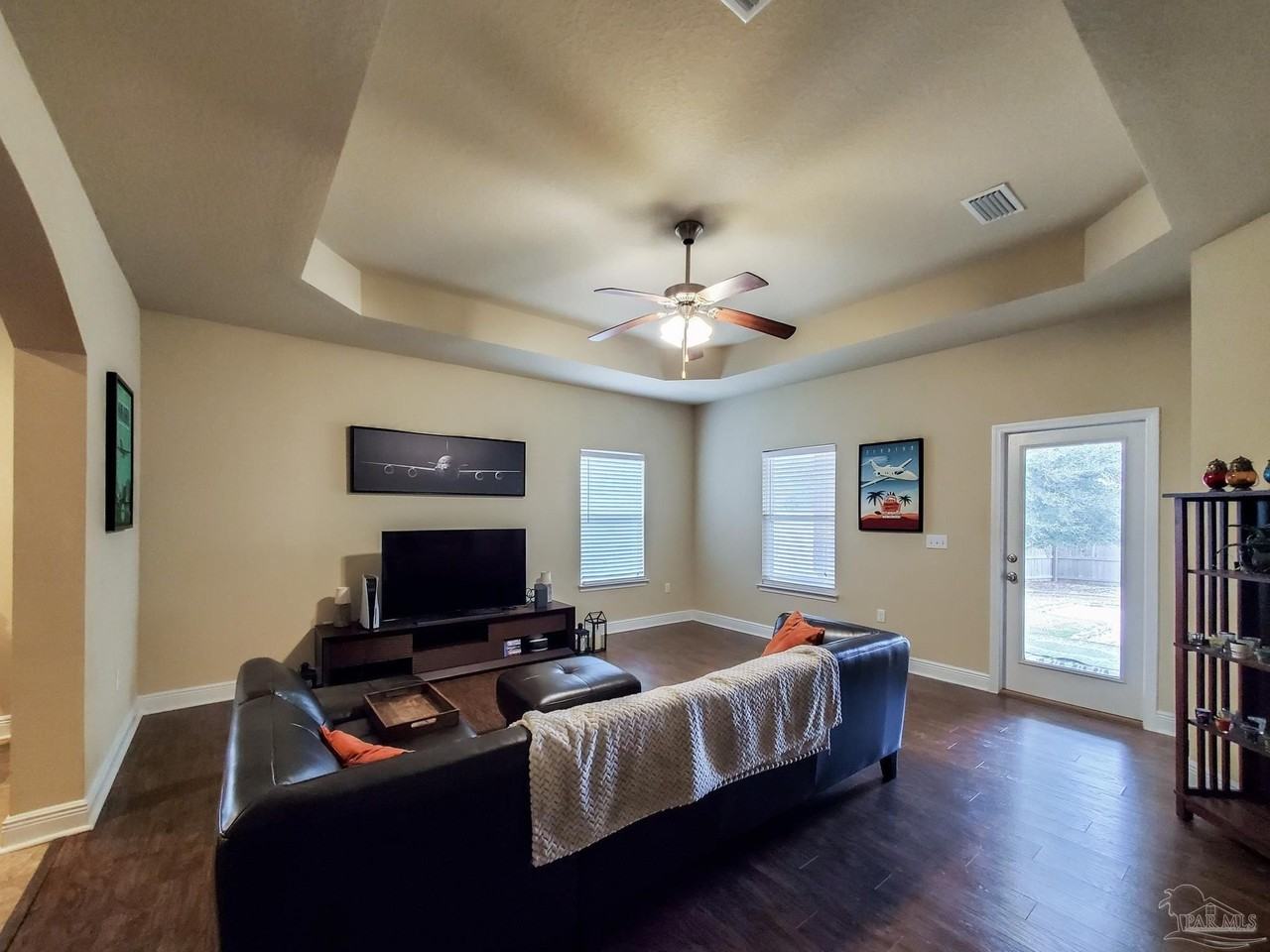 9786 Brookstone Way - Photo 5 of 17