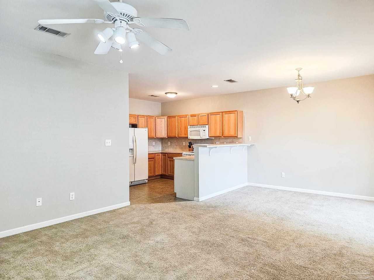 3210 Seabrook St - Photo 7 of 22