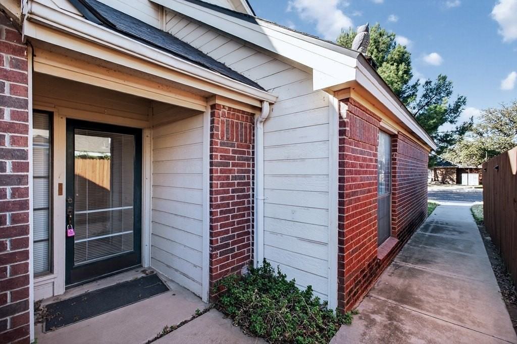 1709 Castleford Rd - Photo 5 of 50