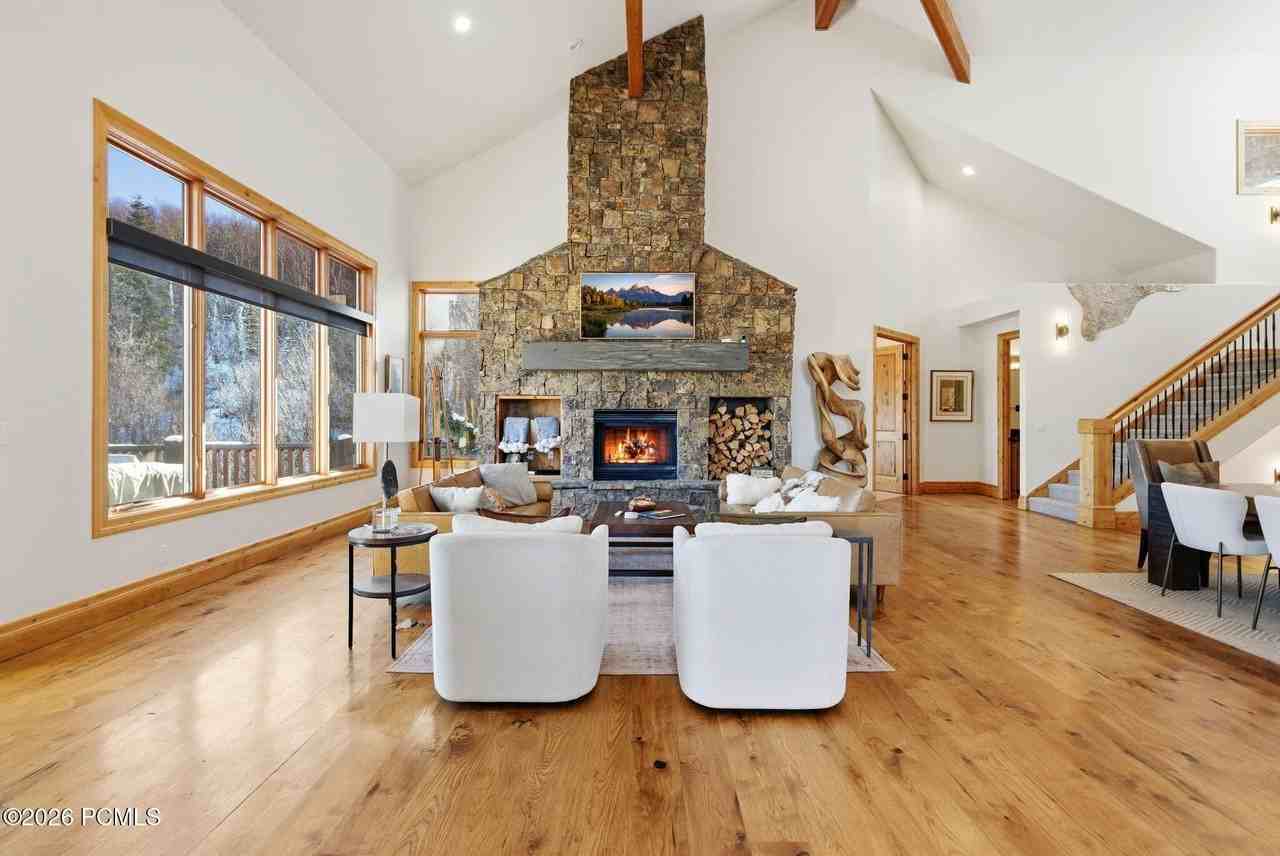 3341 Buckboard Dr - Photo 4 of 50