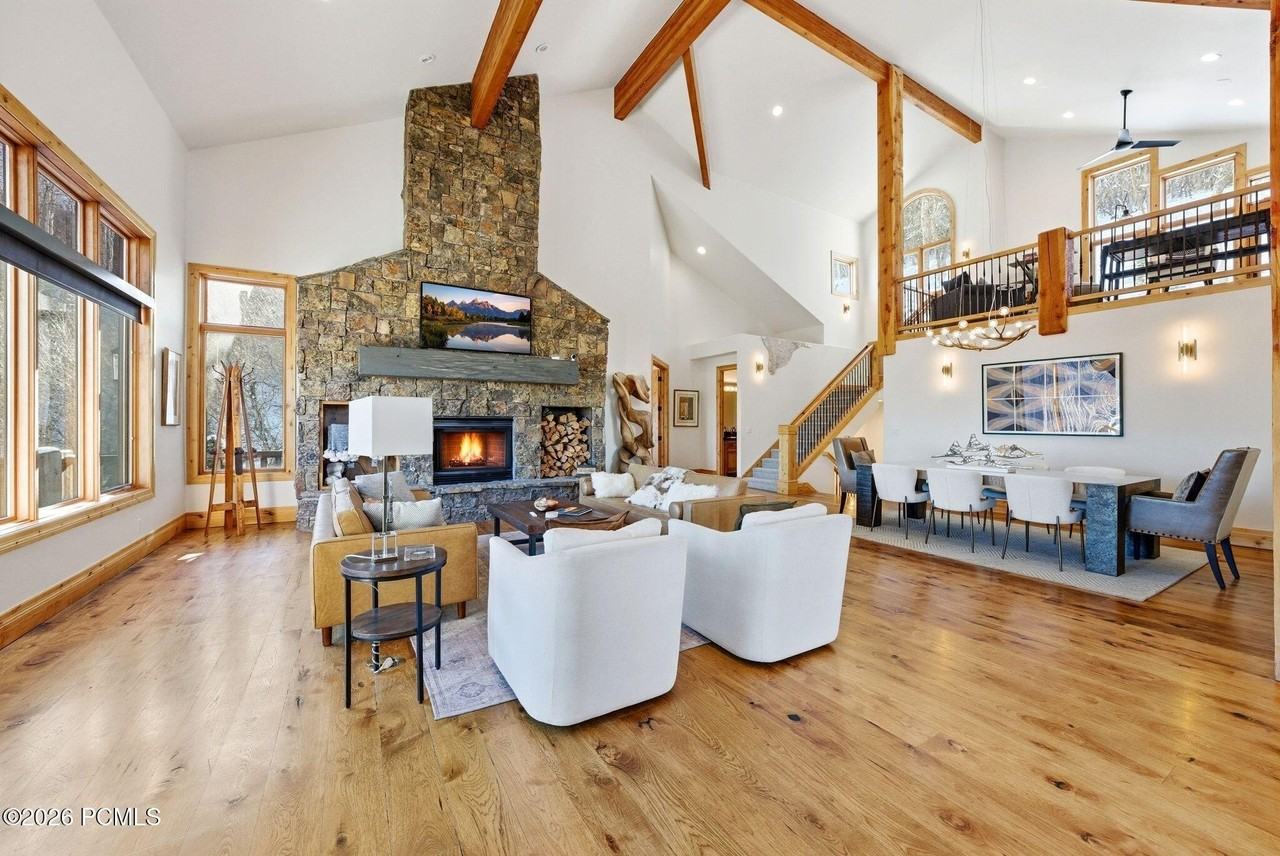 3341 Buckboard Dr - Photo 7 of 50