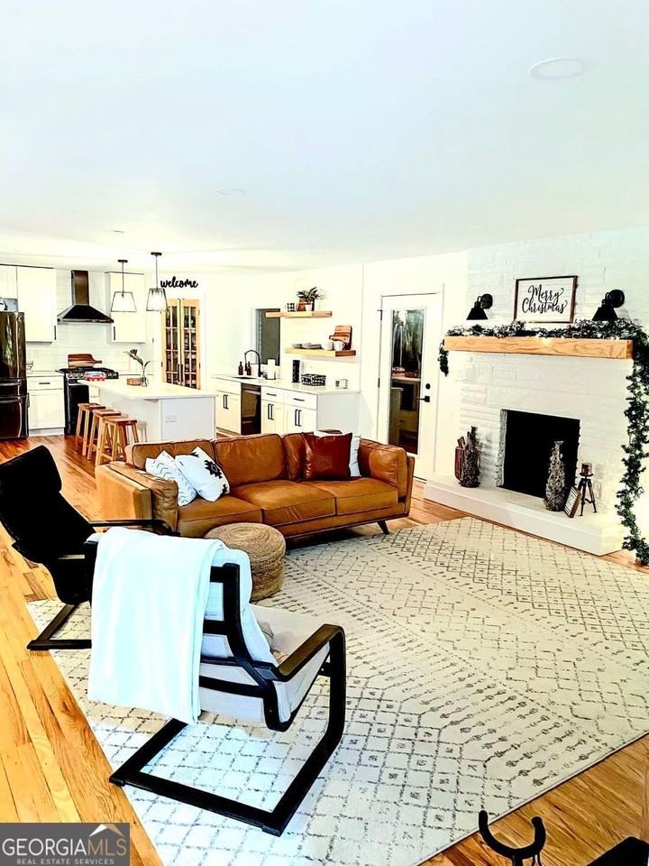 2800 Duke Of Gloucester - Photo 7 of 9