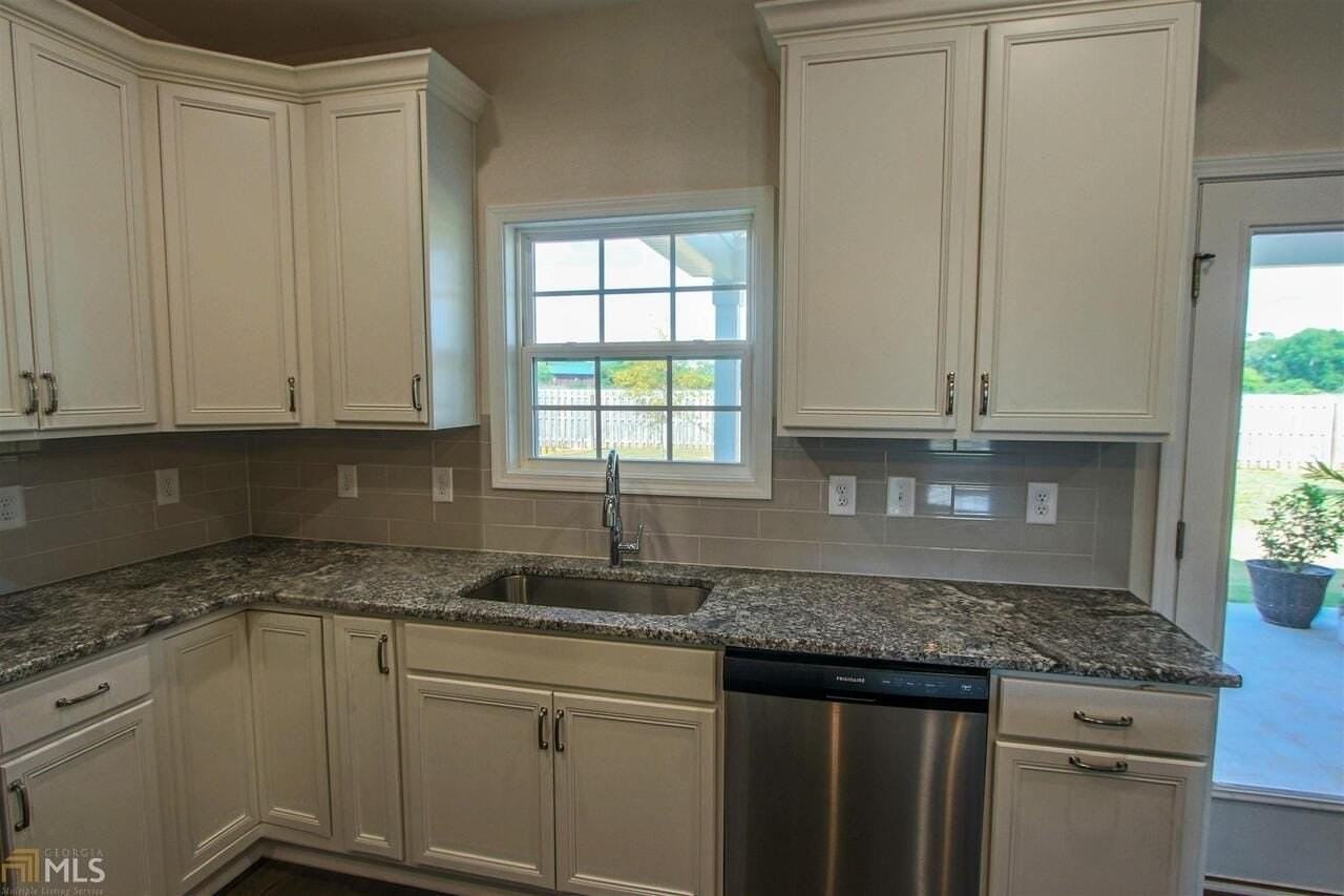 319 Pearl Moss Ln - Photo 5 of 25