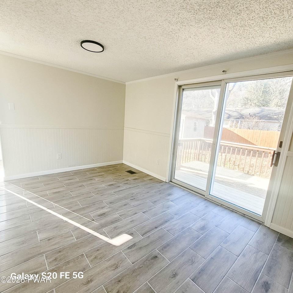 807 Avenue K Unit Left #LEFT - Photo 7 of 15