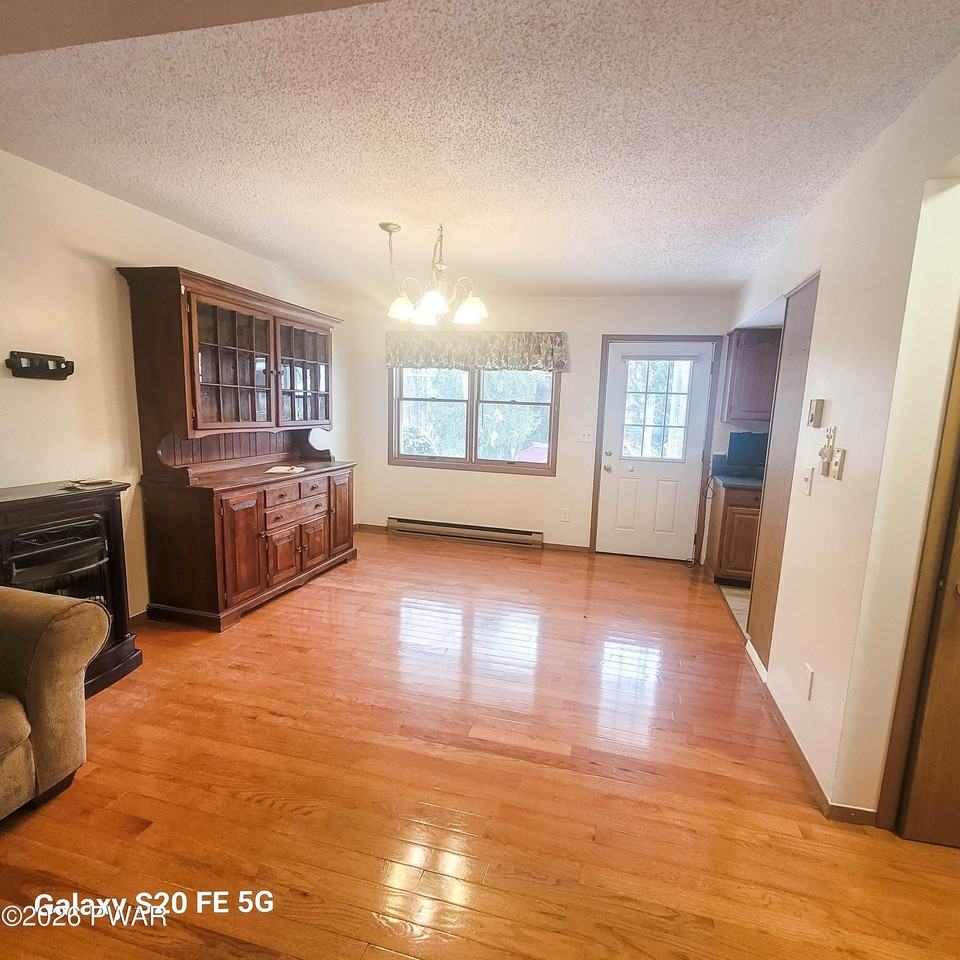 110 Wheatfield Ct - Photo 3 of 18