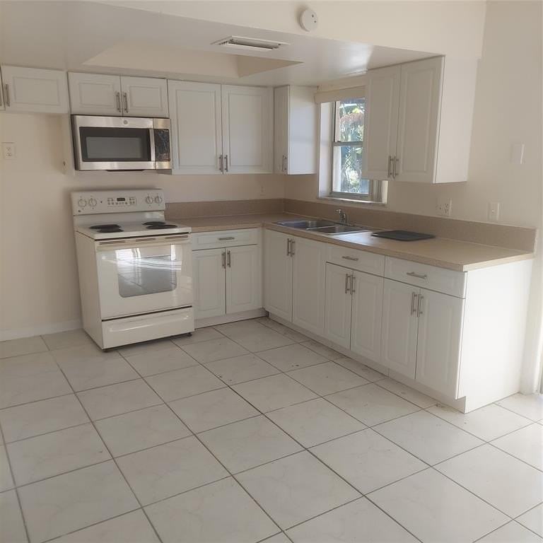 5409 Nw 27th St - Photo 3 of 11