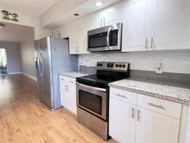 550 Sw 137th Ave #312L - Photo 1 of 1