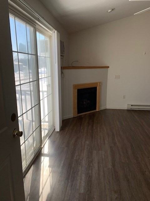 615 E South St Apt 4 #4 - Photo 5 of 13