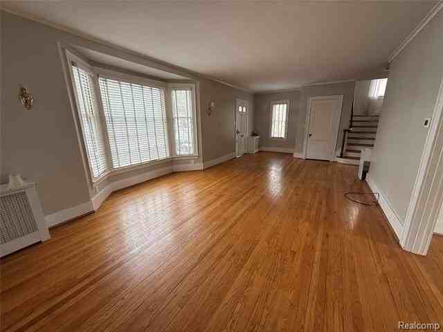 1072 Ridgedale Ave - Photo 3 of 20