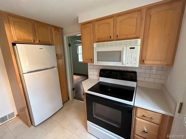 719 N Eton St - Photo 7 of 24