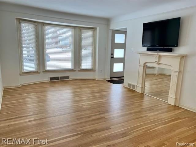 4516 Robinwood Ave - Photo 5 of 33