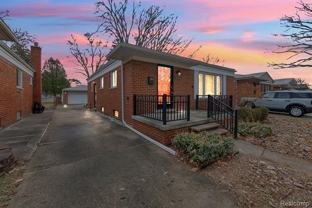 3945 Harding St - Photo 1 of 1