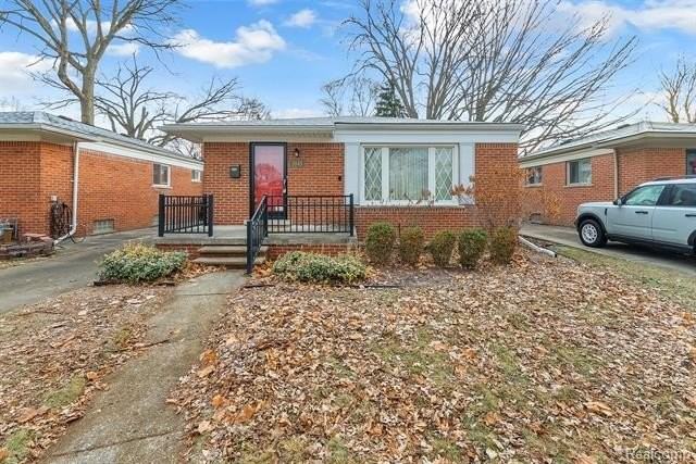 3945 Harding St - Photo 7 of 29