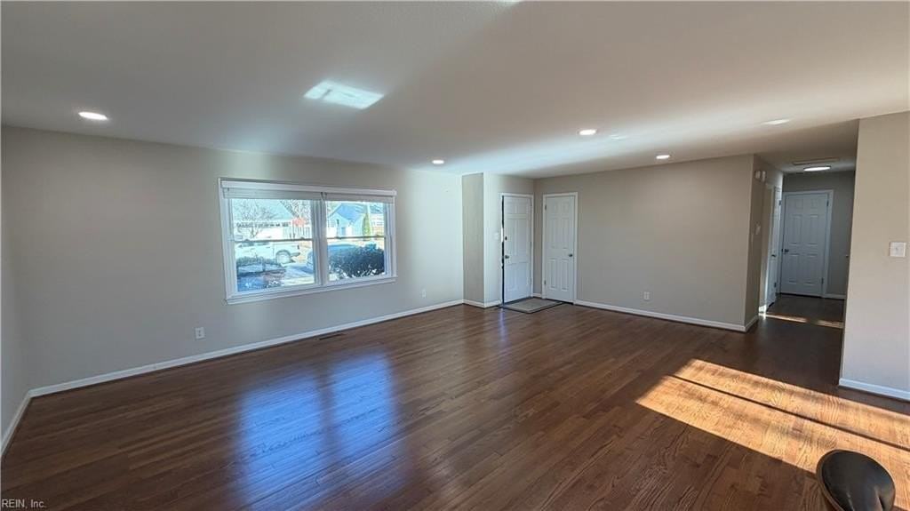 5313 Sir Barton Dr - Photo 6 of 40