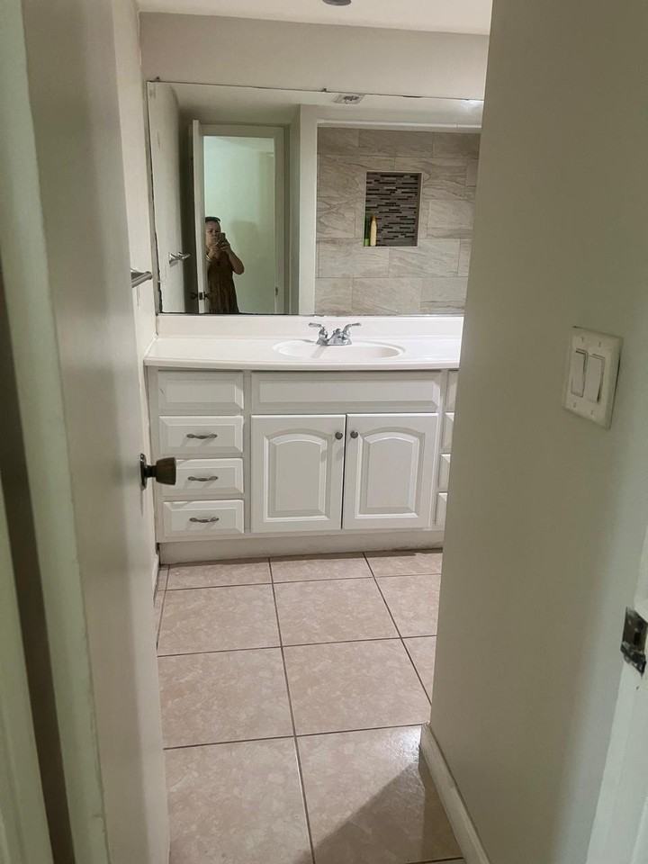 6322 Seven Springs Blvd #B - Photo 6 of 17