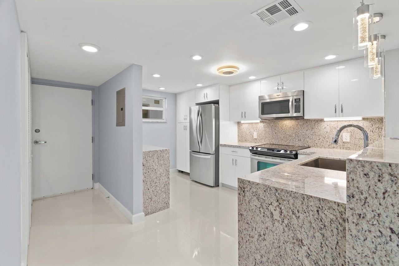 3580 S Ocean Blvd #8B - Photo 5 of 50