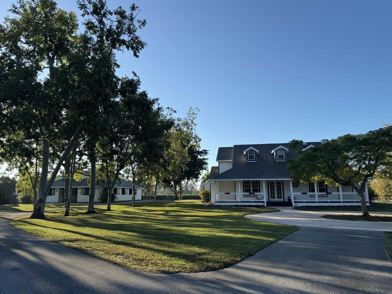 12284 Indian Mound Rd - Photo 2 of 27