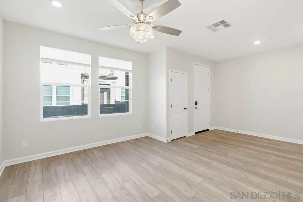 1206 Sunrise Vw Unit 102 #102 - Photo 7 of 30