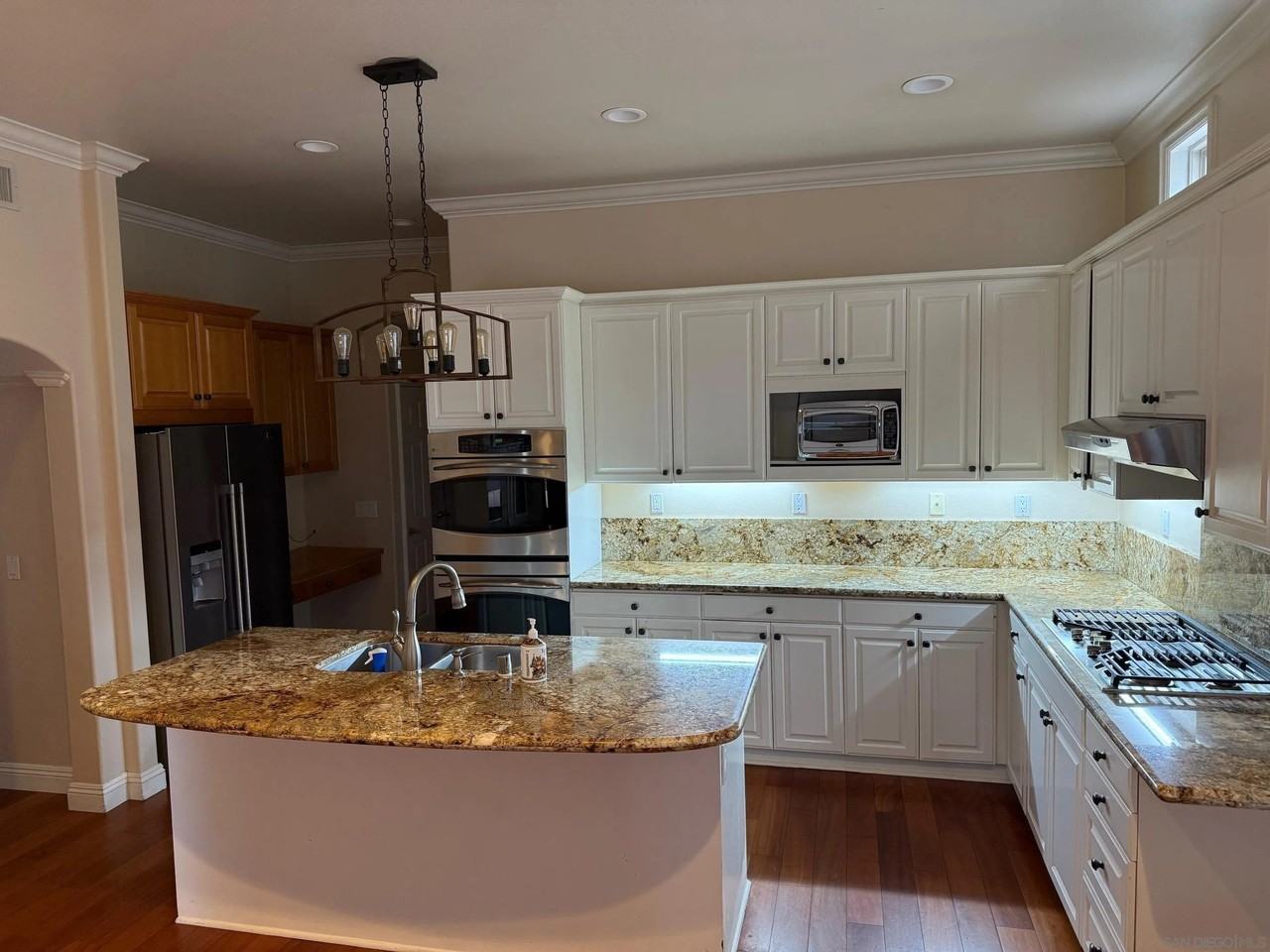 12184 Oakview Way - Photo 5 of 14