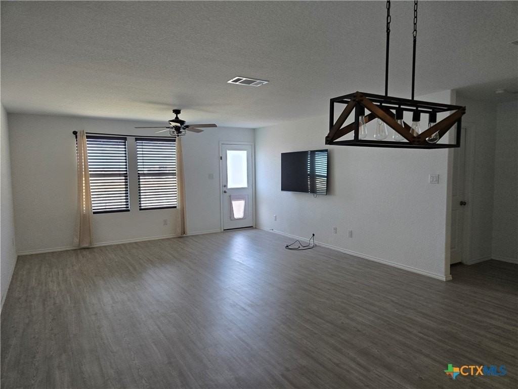 200 Pacific Waters - Photo 4 of 13