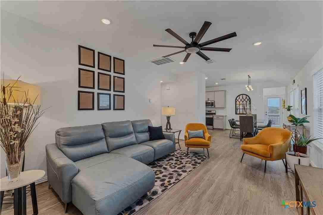 1974 Flametree Ave - Photo 3 of 38