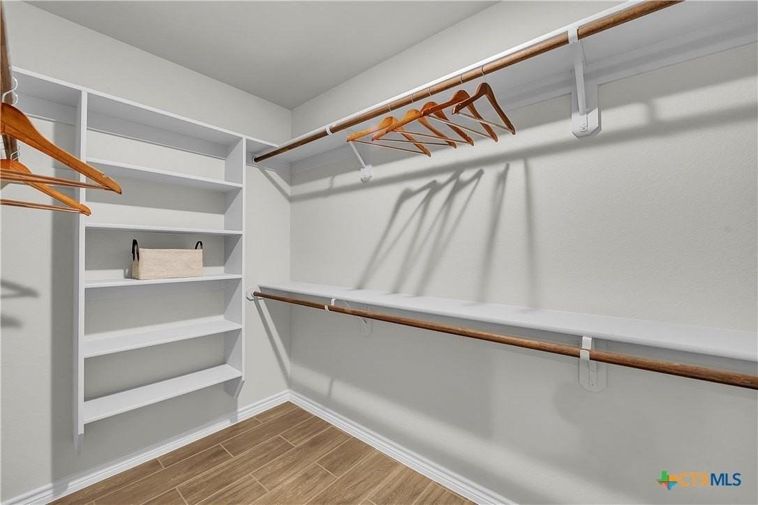 5202 White Rose Dr - Photo 7 of 11