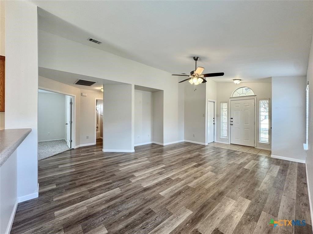 916 Gentry Dr - Photo 6 of 27