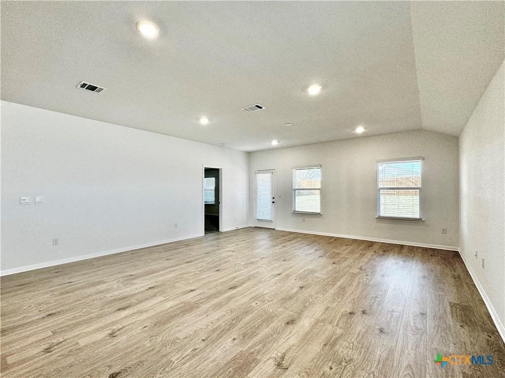 2353 Bronc Buster Way - Photo 7 of 40