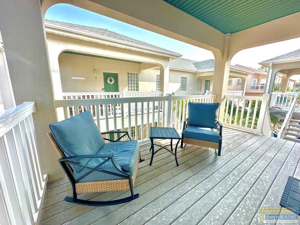 111 E Polaris Dr - Photo 3 of 29