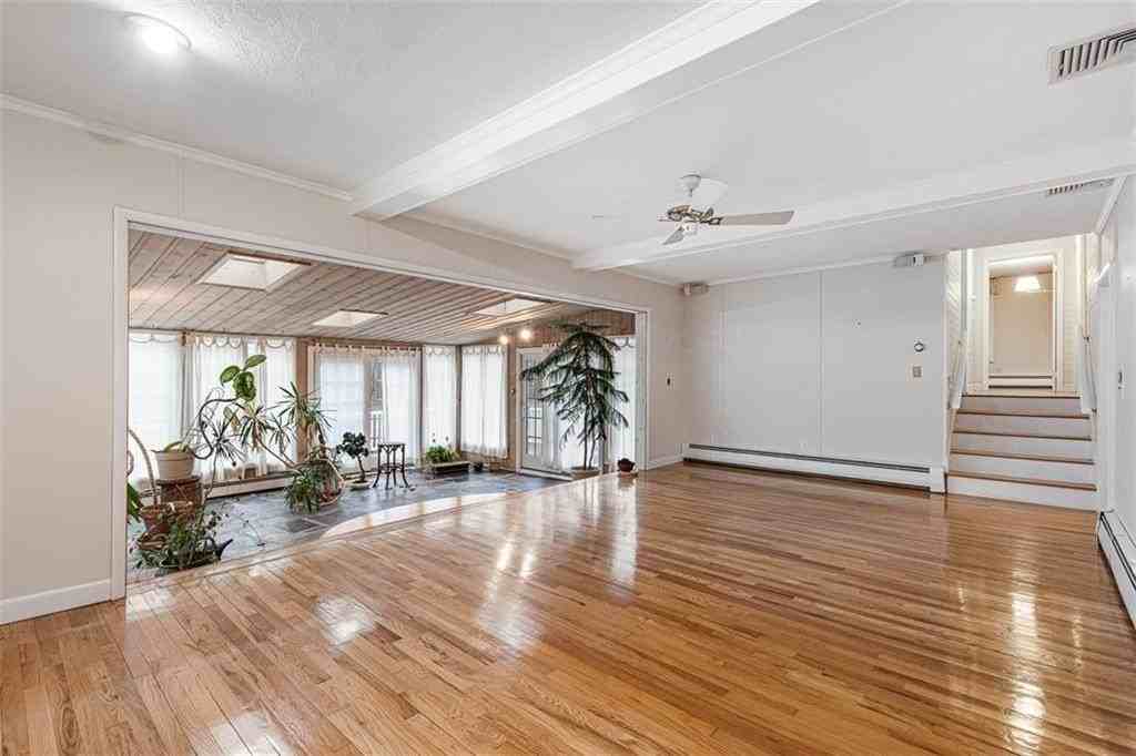 14 Rip Van Winkle Cir - Photo 5 of 50