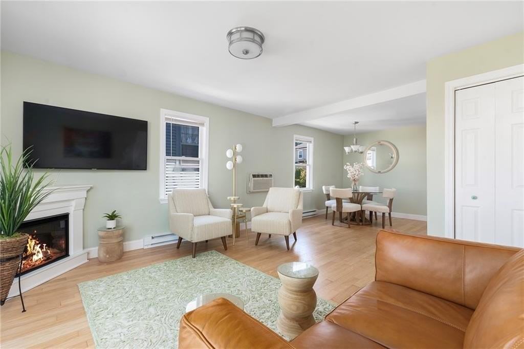 492 Thames St Unit 2 #2 - Photo 3 of 35