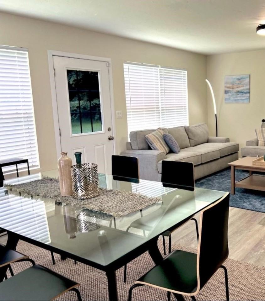 2153 Longview Dr - Photo 5 of 16