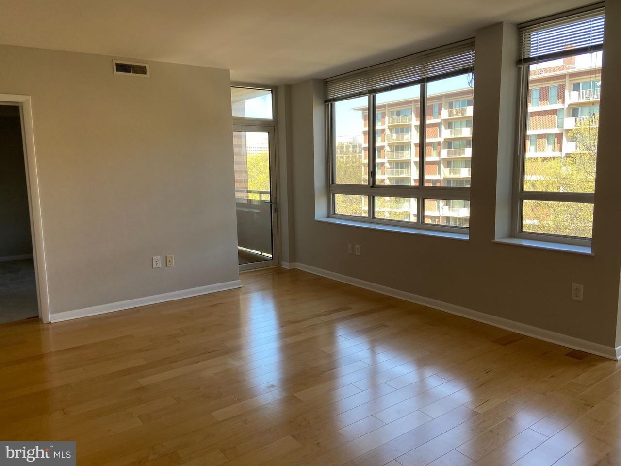 350 G St Sw Apt N604 #N604 - Photo 7 of 17