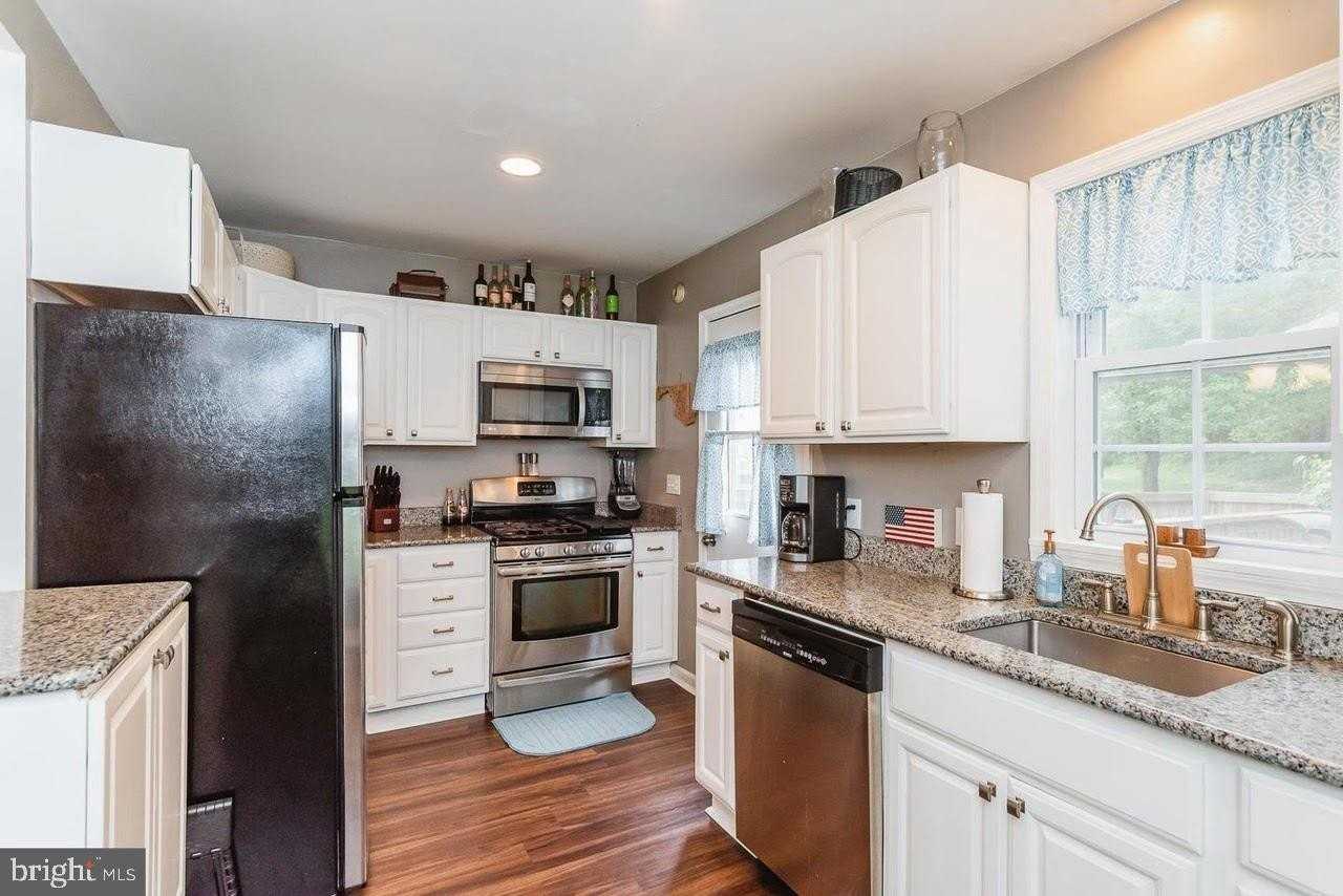 32 Melken Ct Unit 7i #7I - Photo 2 of 12