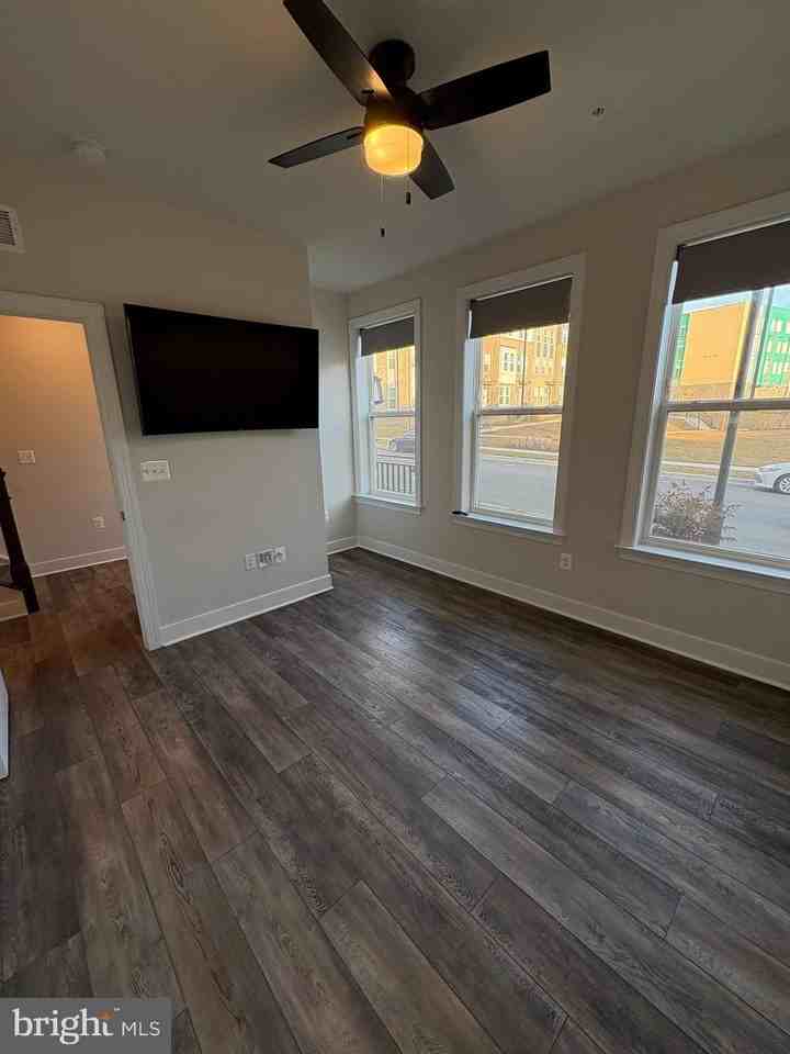 139 Rubens Dr - Photo 6 of 50