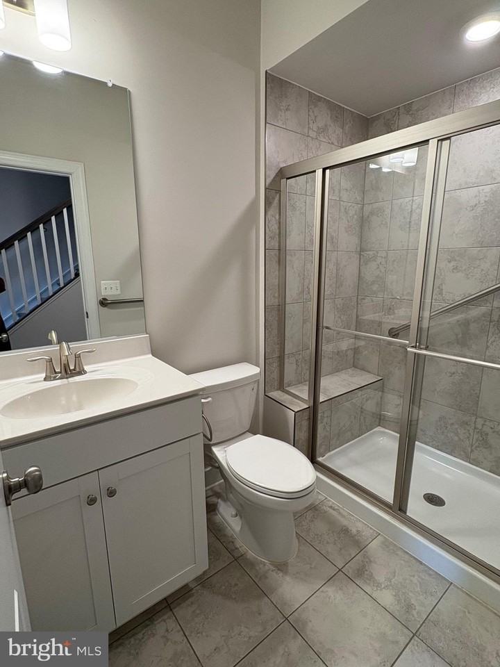 139 Rubens Dr - Photo 7 of 50