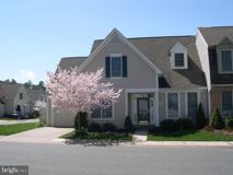 28400 Pinehurst Cir - Photo 1 of 1