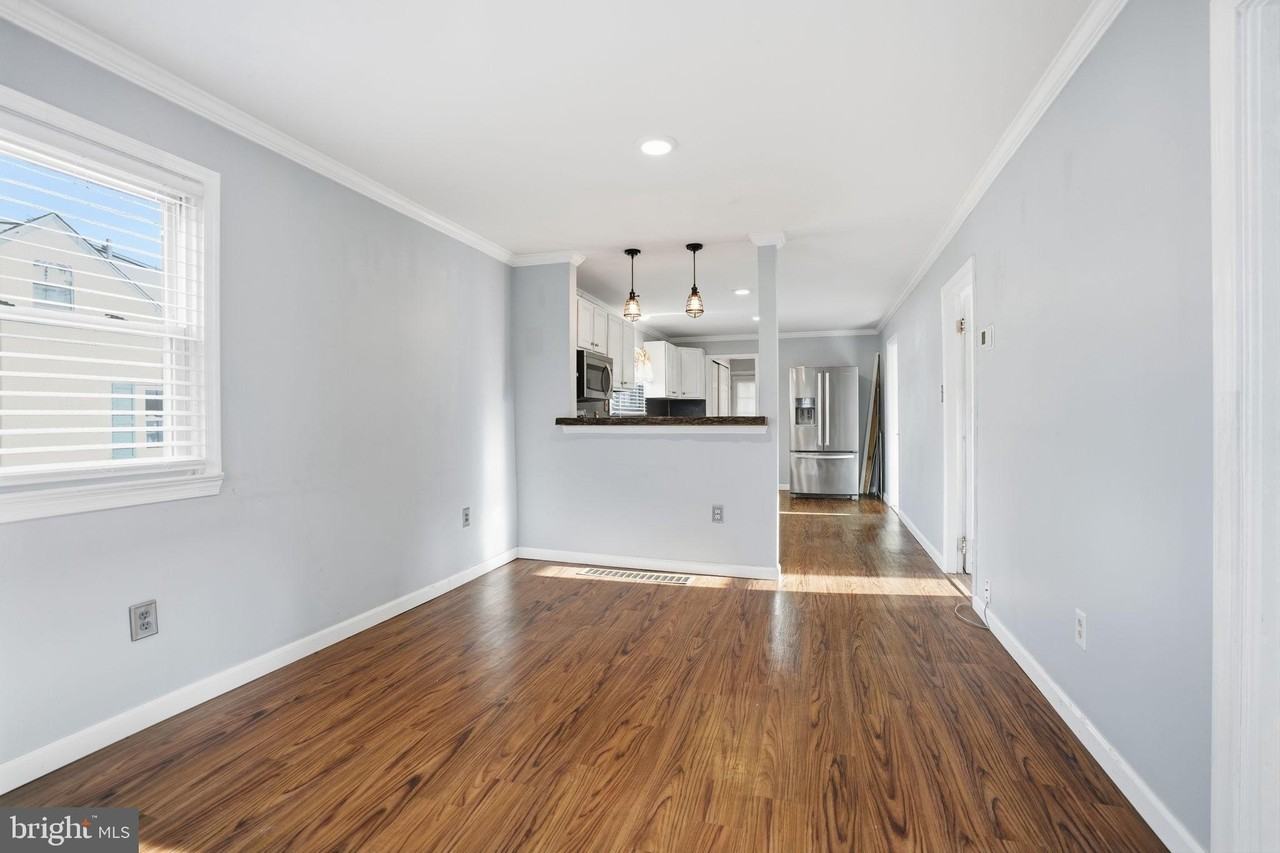 451 Avenue B - Photo 6 of 26