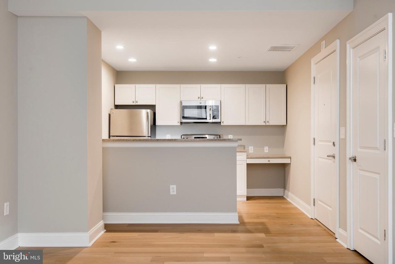 220 S 16th St Apt 902 #902 - Photo 6 of 16