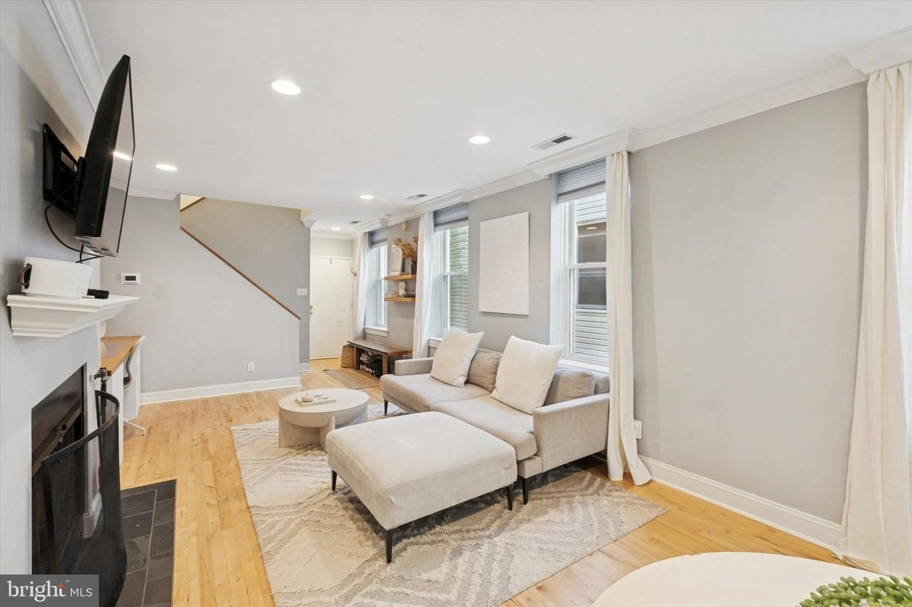 1719 Wallace St Apt 202-21 #202 - Photo 5 of 26