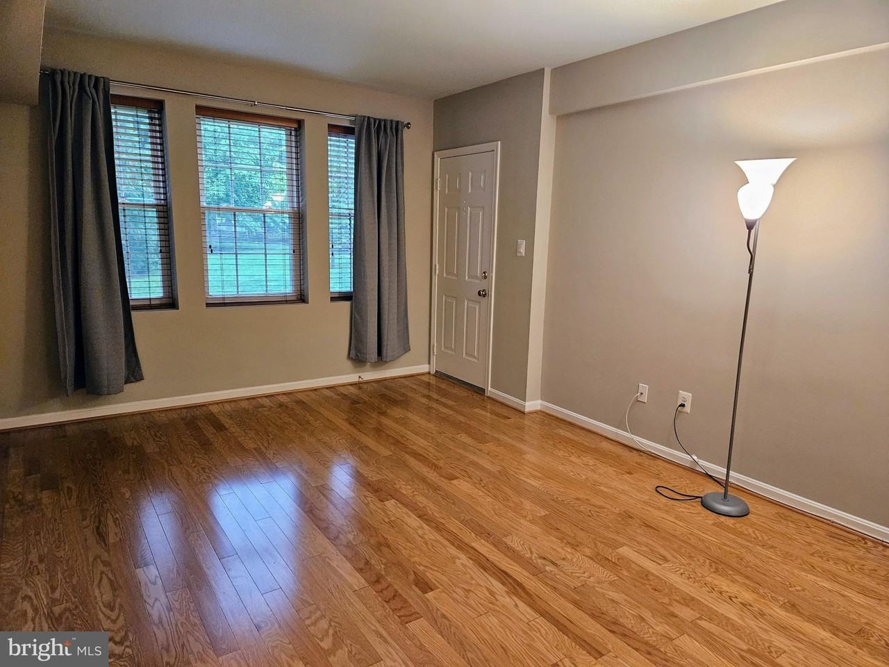 1735 N Troy St Unit 8-413 #8-413 - Photo 7 of 23