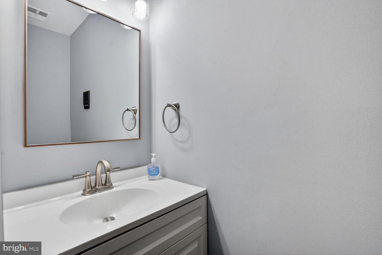 4071 Championship Ct - Photo 5 of 43