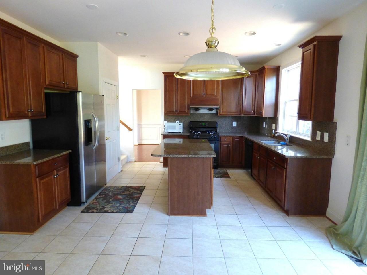 42140 Black Hills Pl - Photo 5 of 28