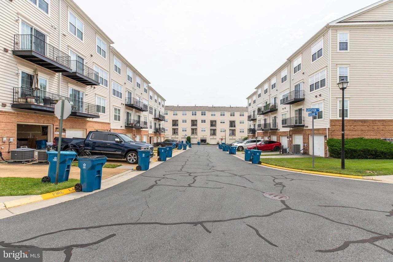 42670 Hollyhock Ter - Photo 4 of 36