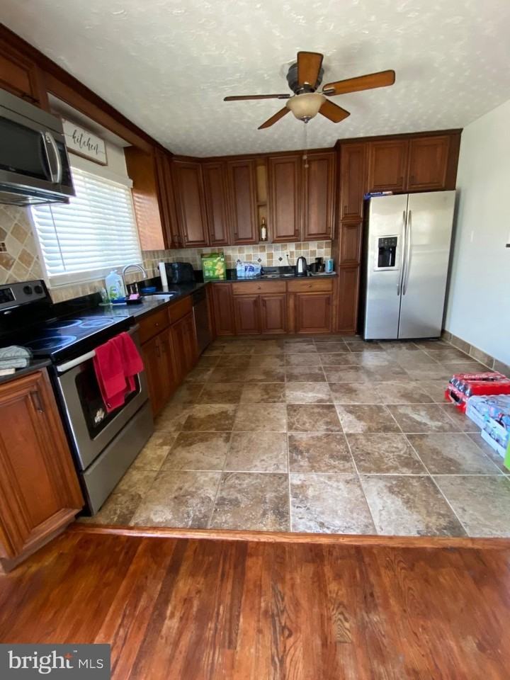 8421 Impalla Dr - Photo 2 of 14