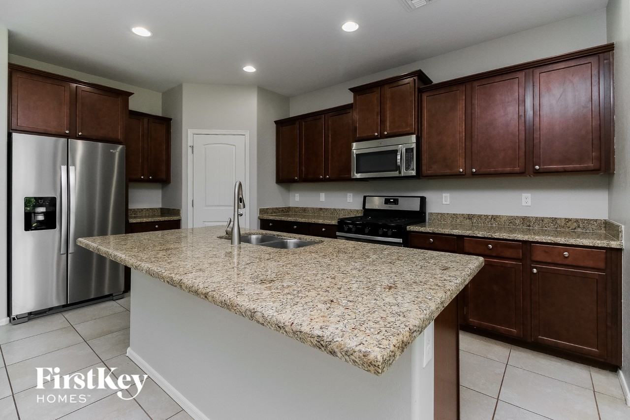 2465 W Arroyo Way - Photo 6 of 15