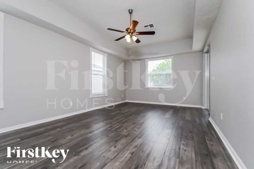 2524 Wheeler Groves Dr - Photo 7 of 15