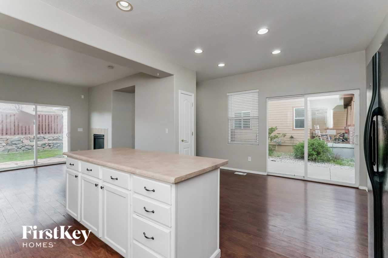 12227 Anacostia Dr - Photo 6 of 16