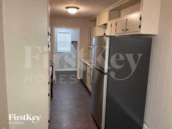 581 Carlouetta Rd Sw - Photo 4 of 13