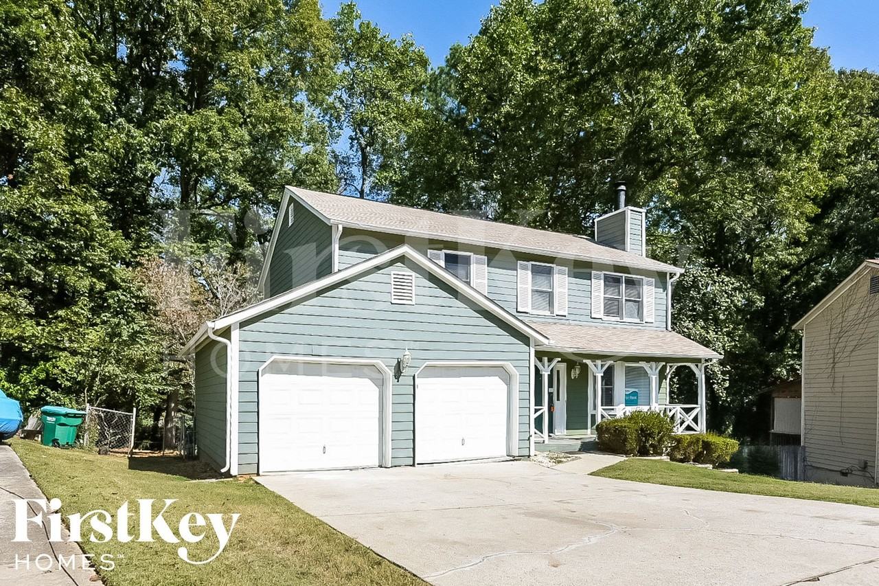 3898 Centennial Trl - Photo 2 of 15